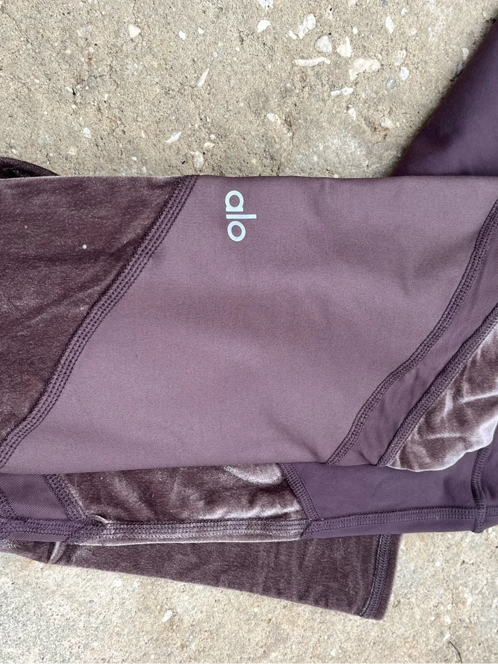 Alo yoga Plum Velvet Panel Leggings